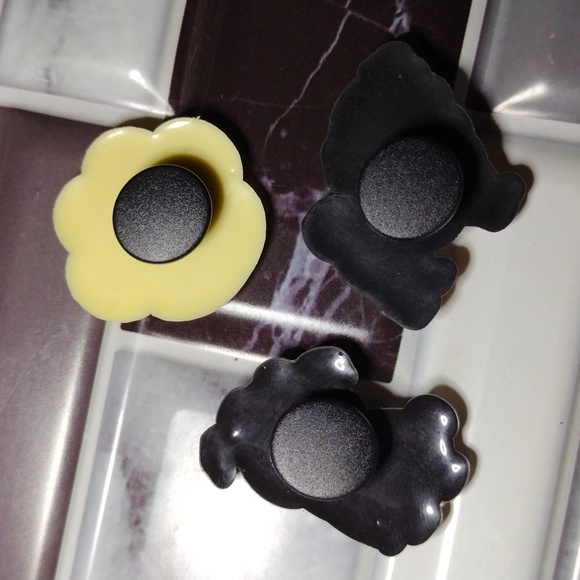 PUG & Paw Print Shoe Charms Set of 3 NEW - Picture 2 of 2